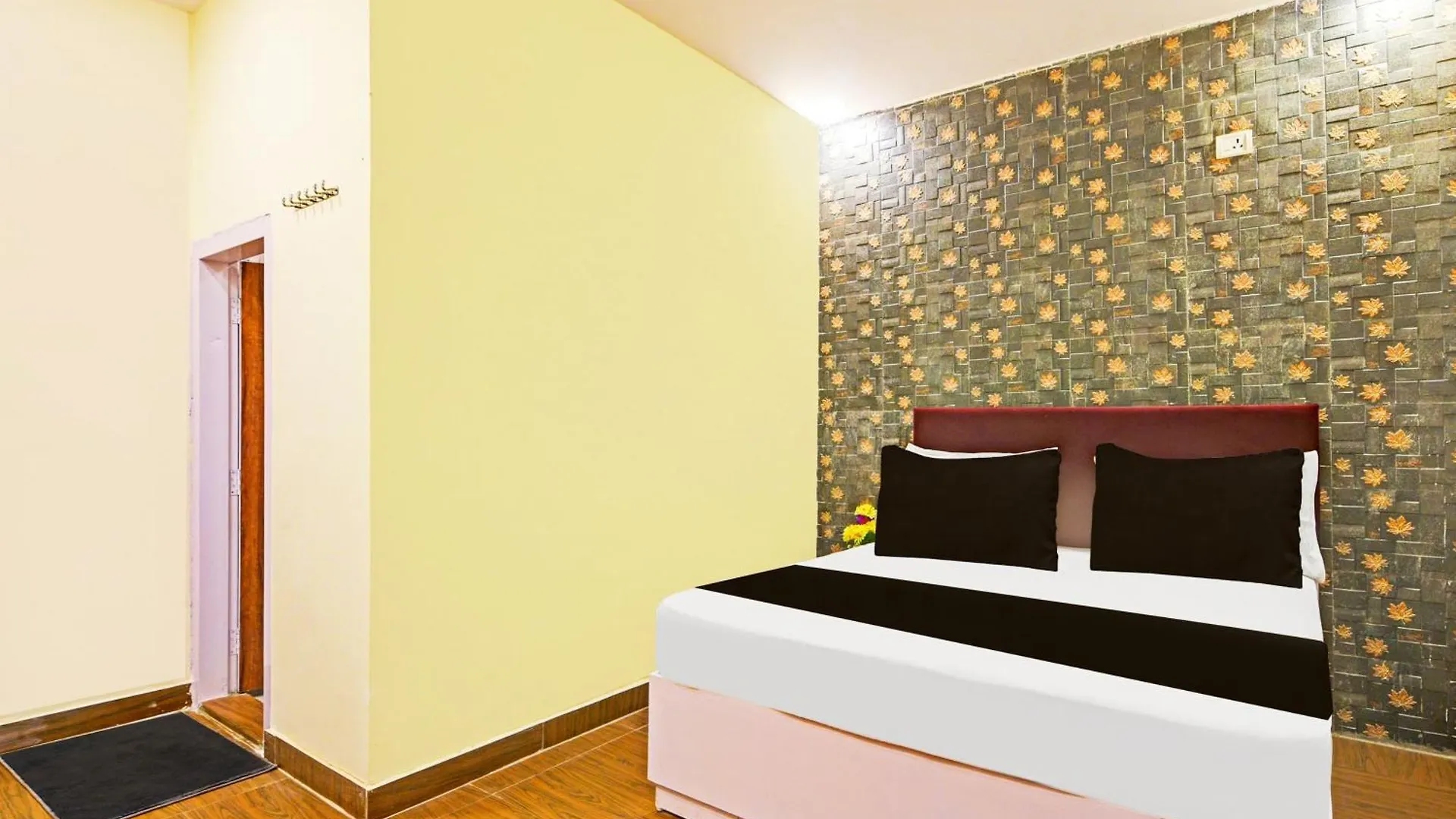 Hotel O Dhaba 51 Mile Stone Gurgaon 3*,  India