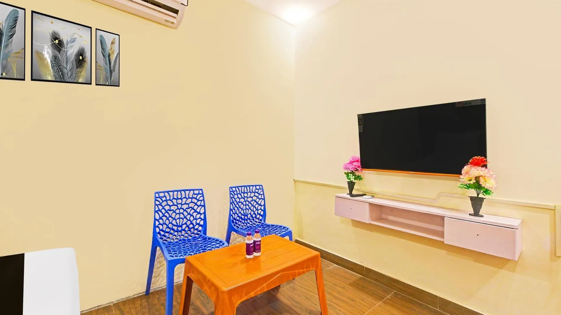 Hotel O Dhaba 51 Mile Stone Gurgaon